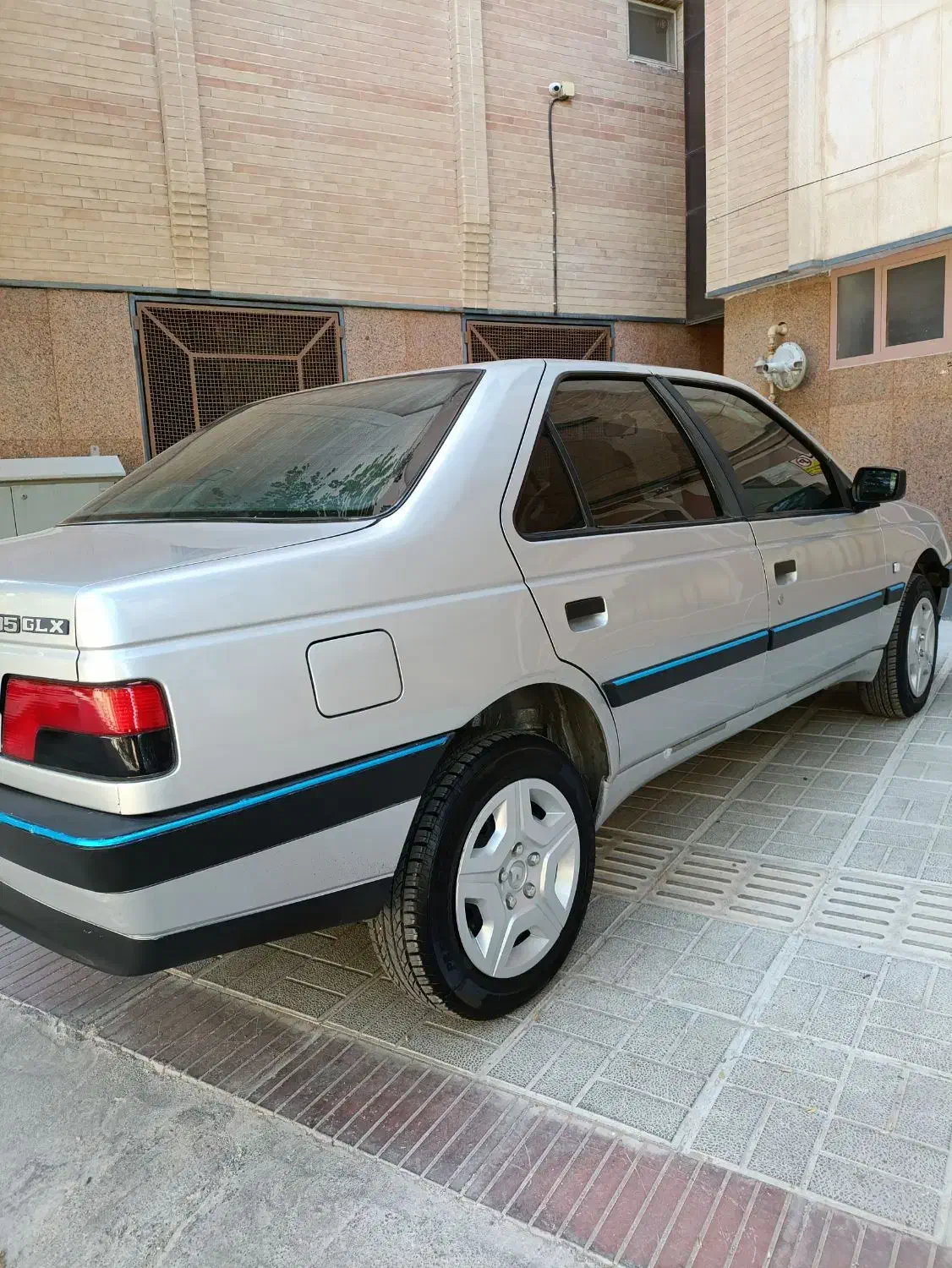 پژو 405 GLX - دوگانه سوز - 1396