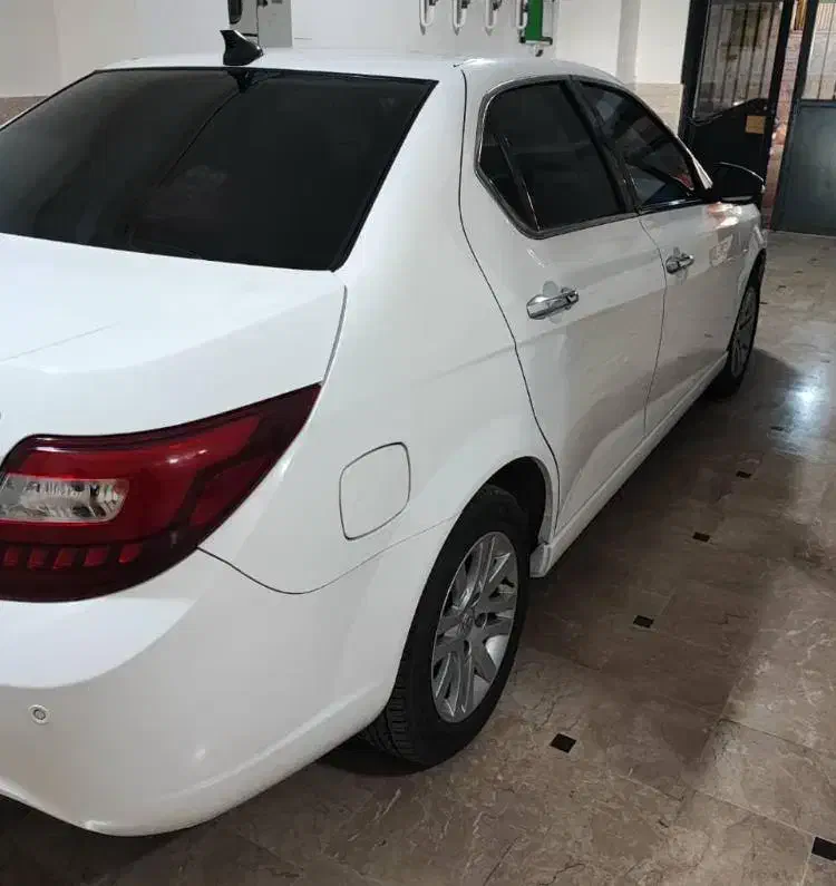 دنا پلاس ۶ دنده EF7p - 1400