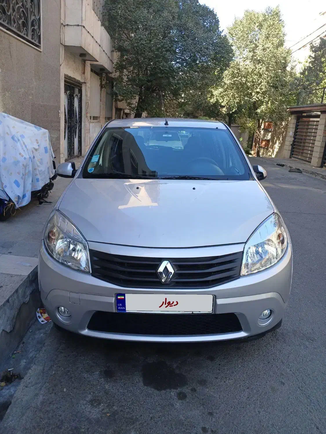 خودرو رنو، ساندرو آگهی ann_20847256