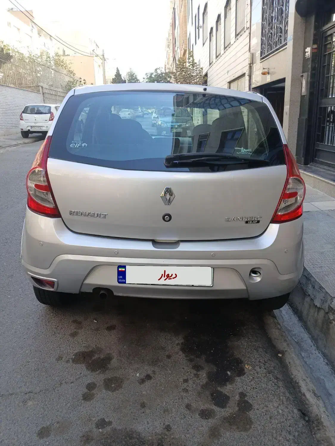 رنو ساندرو اتوماتیک - 1396