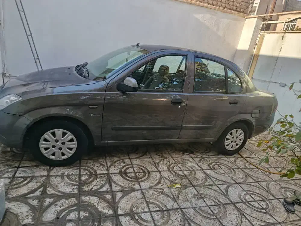 تیبا صندوق دار SX - 1390