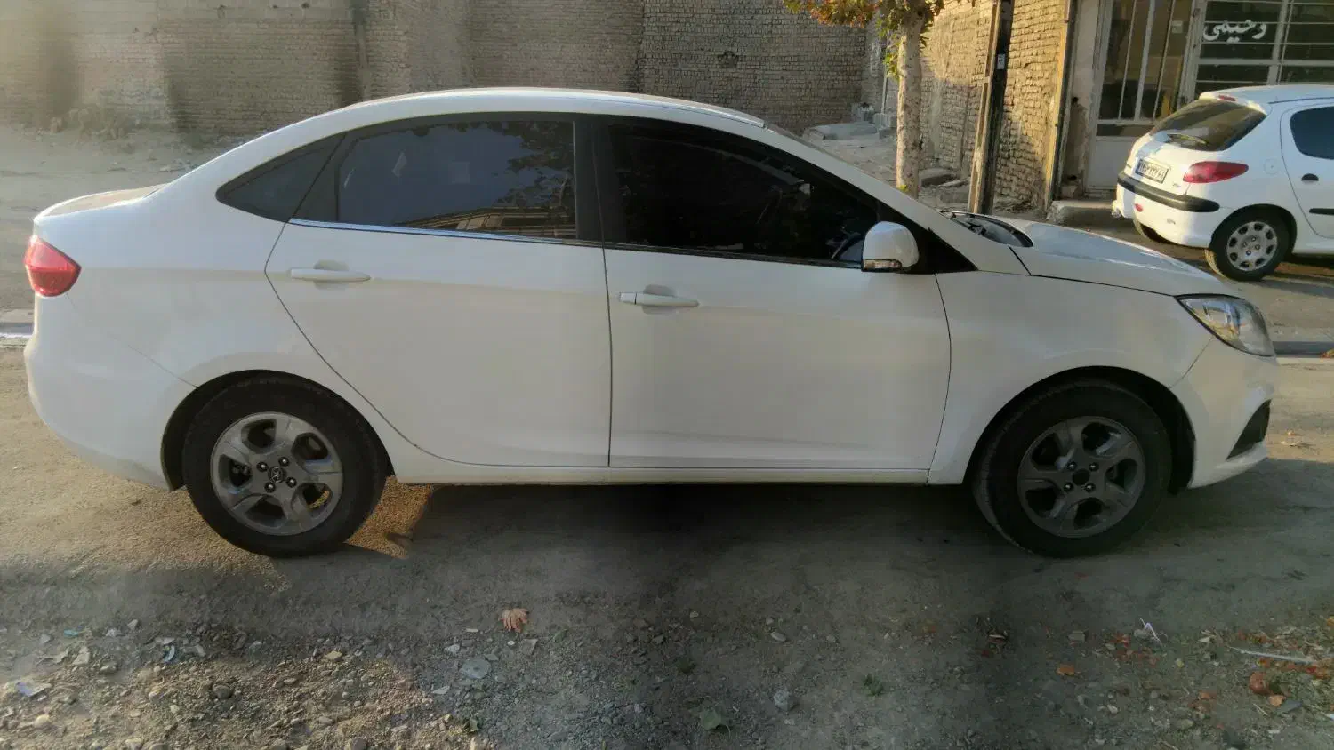 جک J4 اتوماتیک ساده - 1401