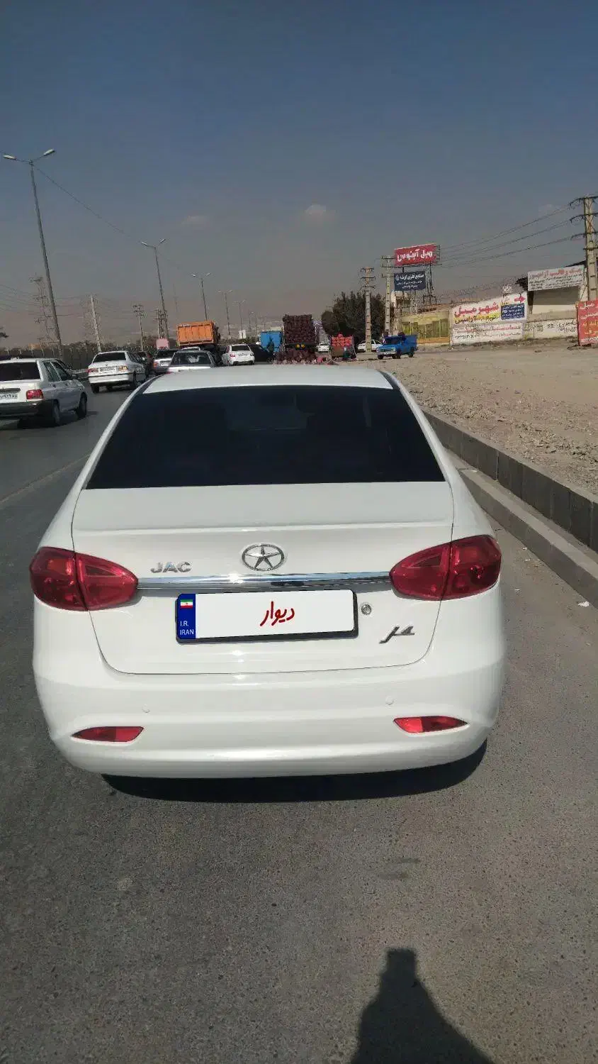 جک J4 اتوماتیک ساده - 1401
