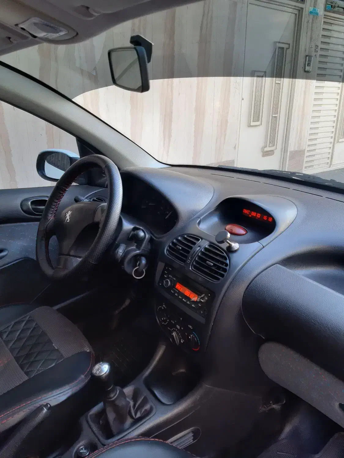پژو ۲۰۶ صندوق دار v8 - 1388