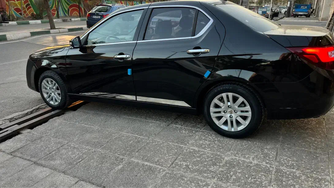 دنا پلاس ۶ دنده EF7p - 1404