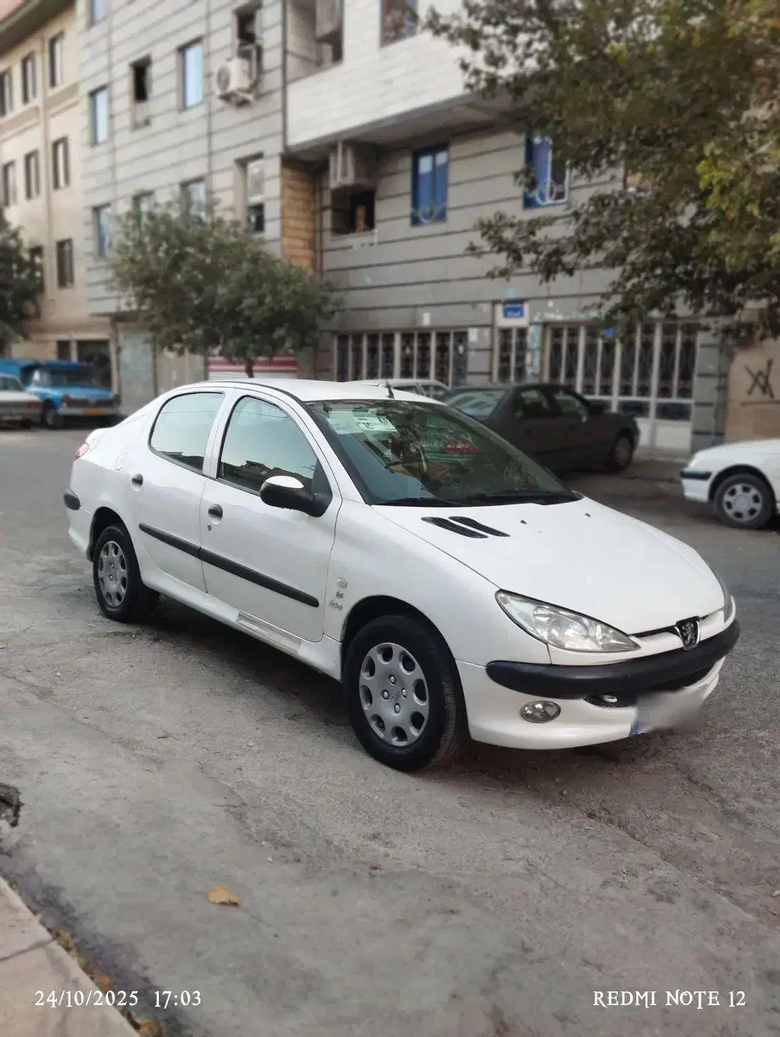 پژو ۲۰۶ صندوق دار v8 - 1396