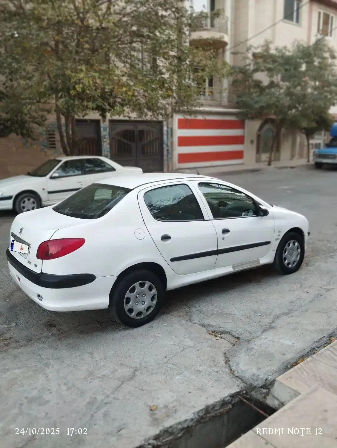 پژو ۲۰۶ صندوق دار v8 - 1396