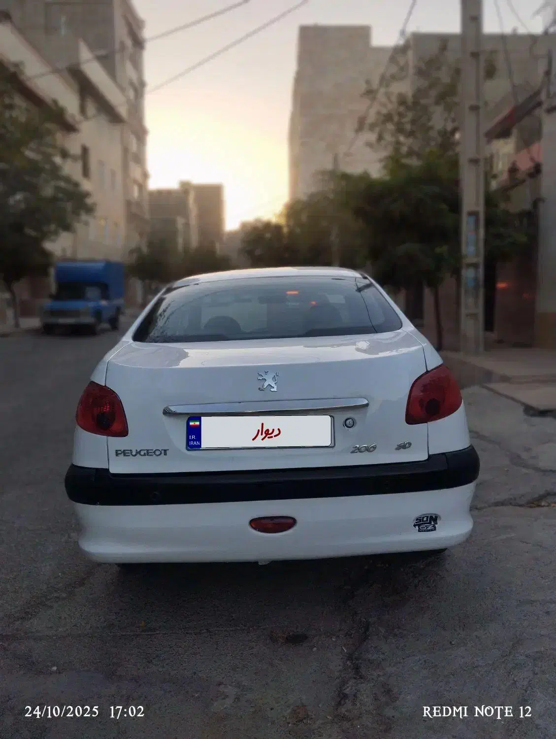 پژو ۲۰۶ صندوق دار v8 - 1396