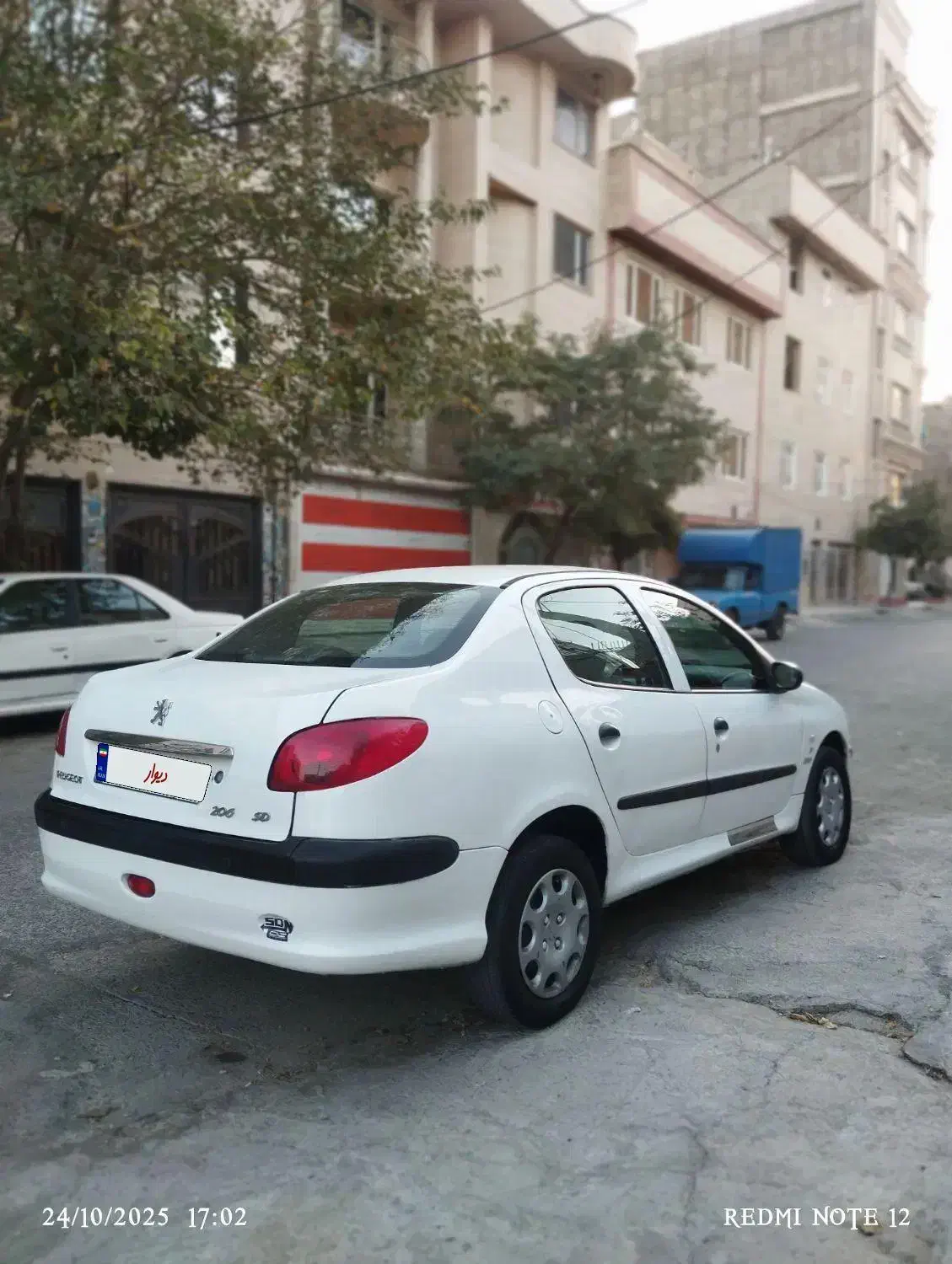 پژو ۲۰۶ صندوق دار v8 - 1396