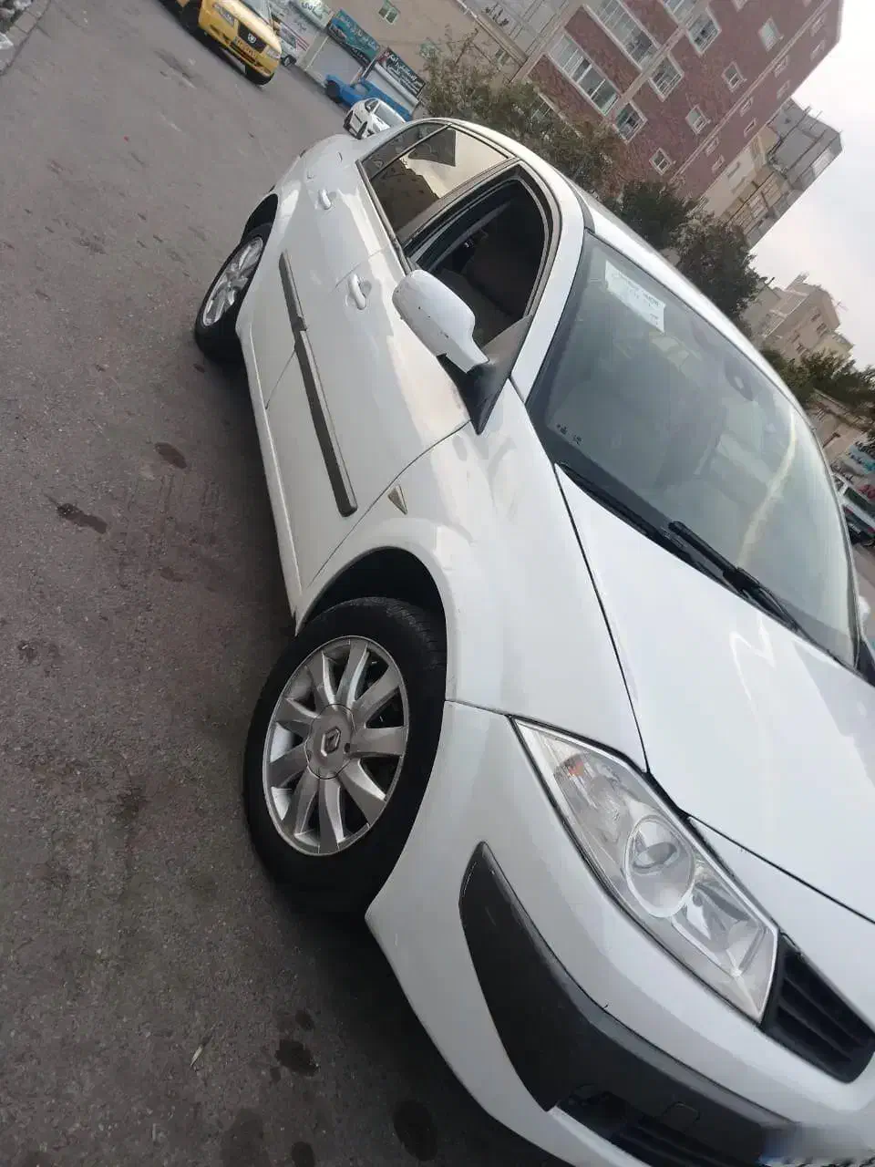 رنو مگان پارس خودرو 2000 - 1391