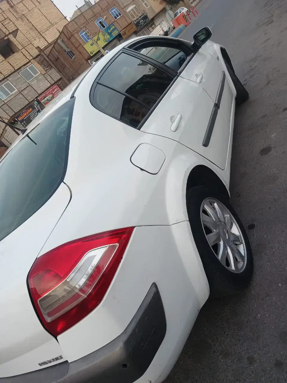 رنو مگان پارس خودرو 2000 - 1391