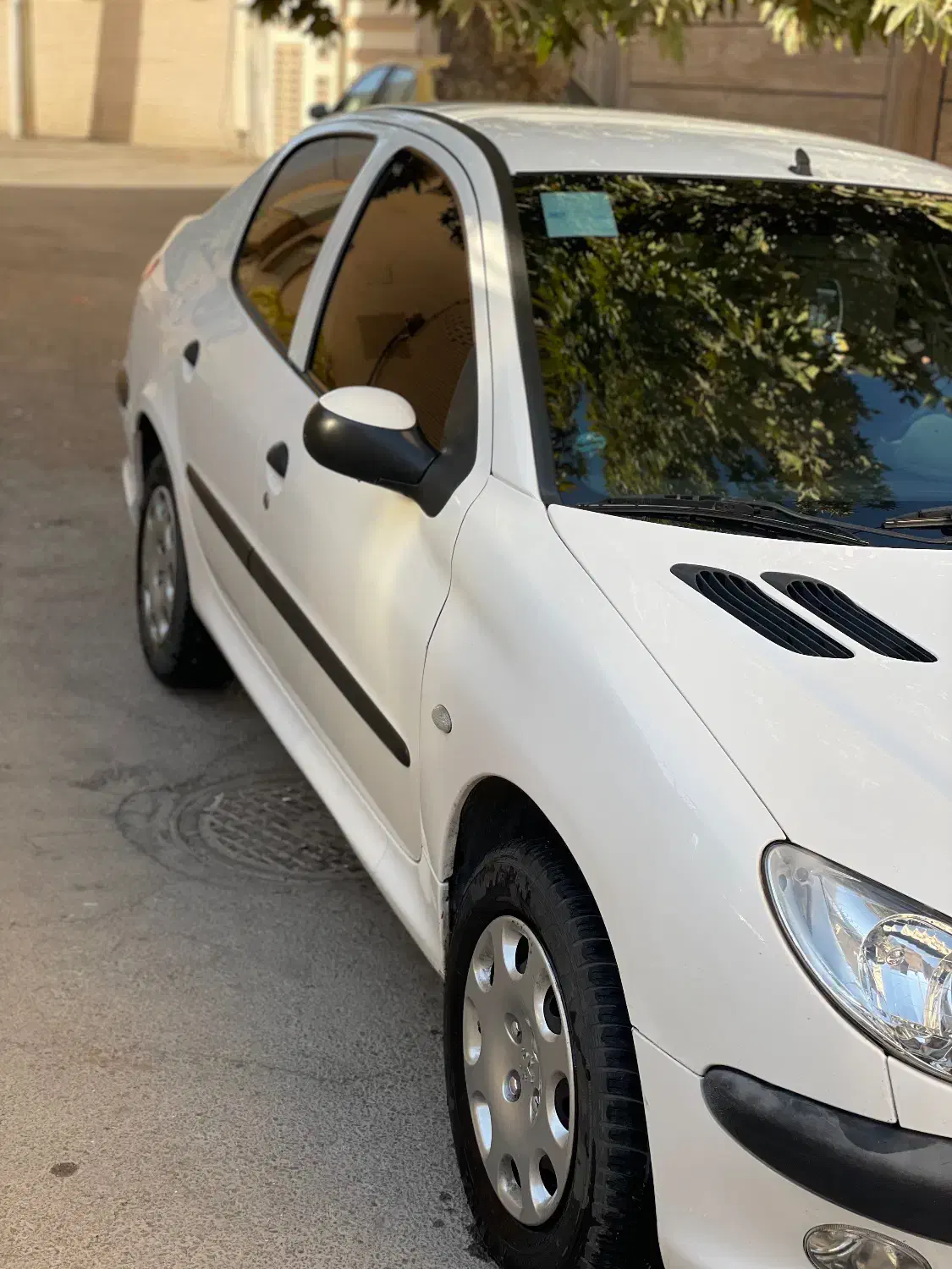 پژو ۲۰۶ صندوق دار v8 - 1396