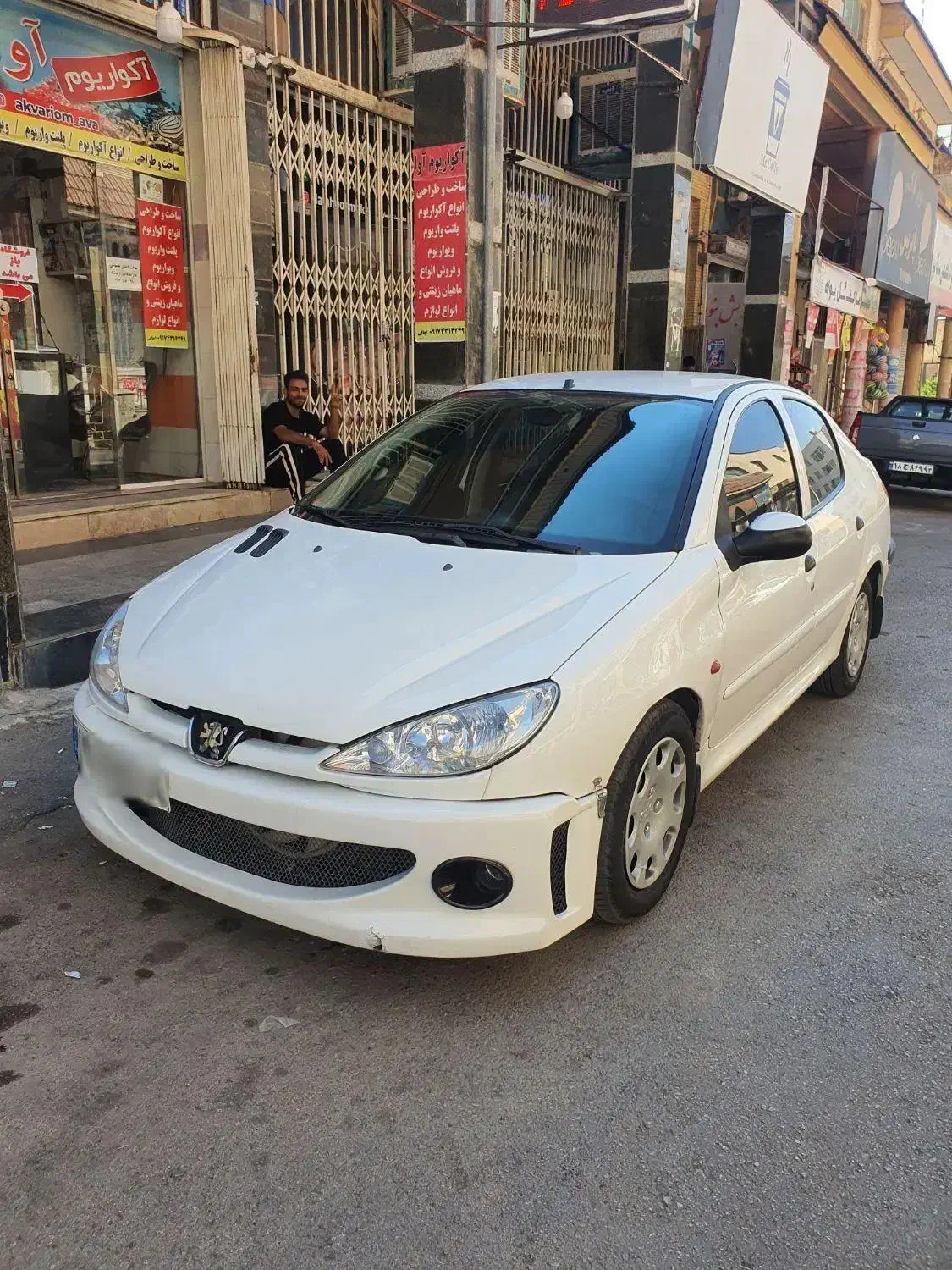 پژو ۲۰۶ صندوق دار v8 - 1393