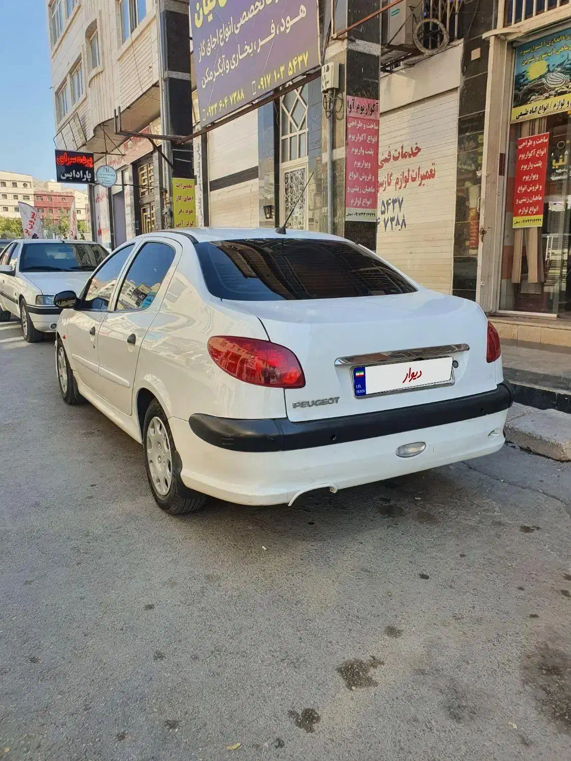 پژو ۲۰۶ صندوق دار v8 - 1393