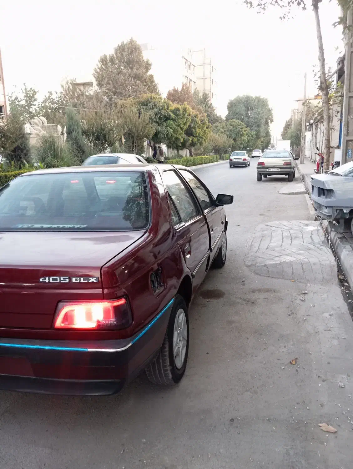 پژو 405 GLX - 1381