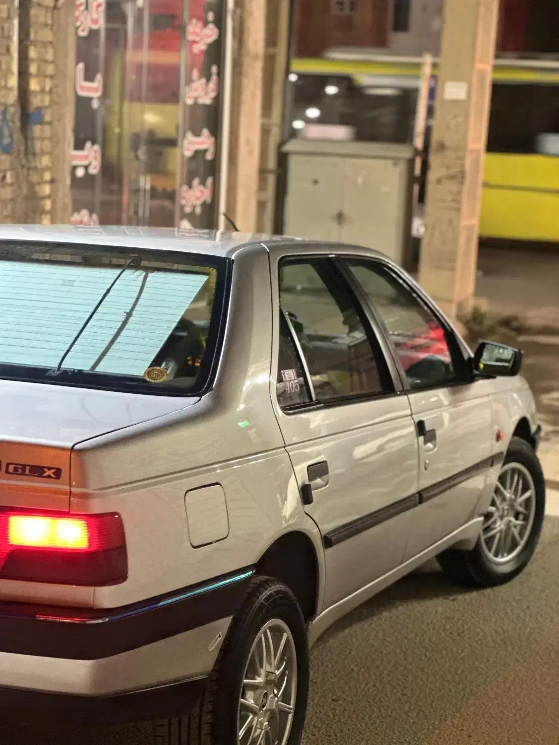 پژو 405 GLX - 1389