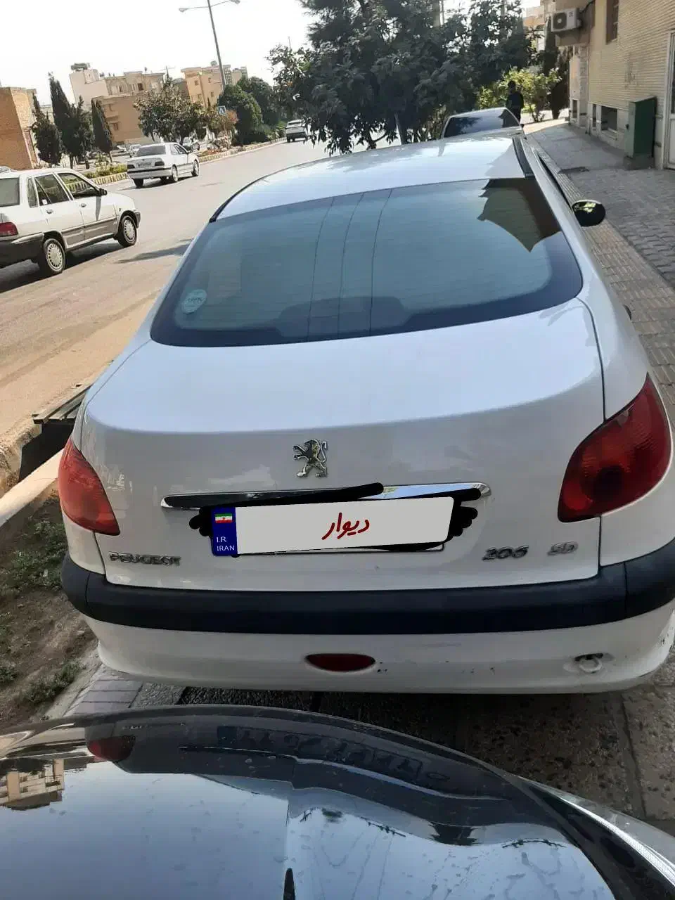 پژو ۲۰۶ صندوق دار v8 - 1399