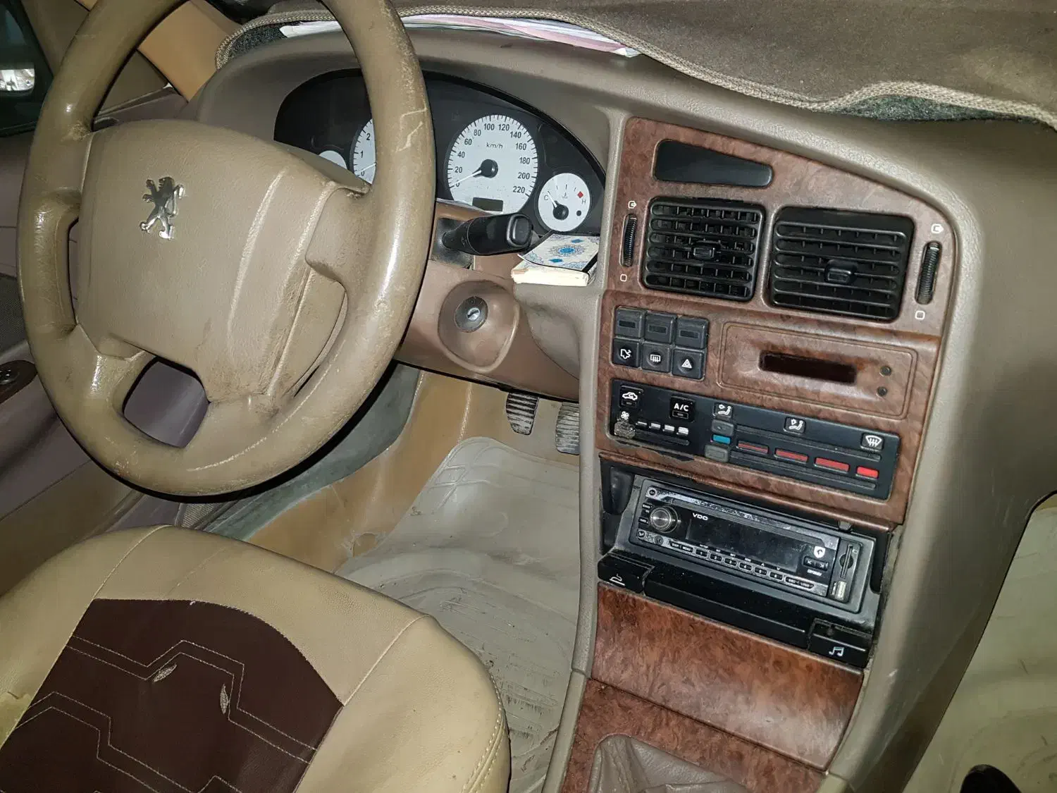 پژو پارس سال - 1389