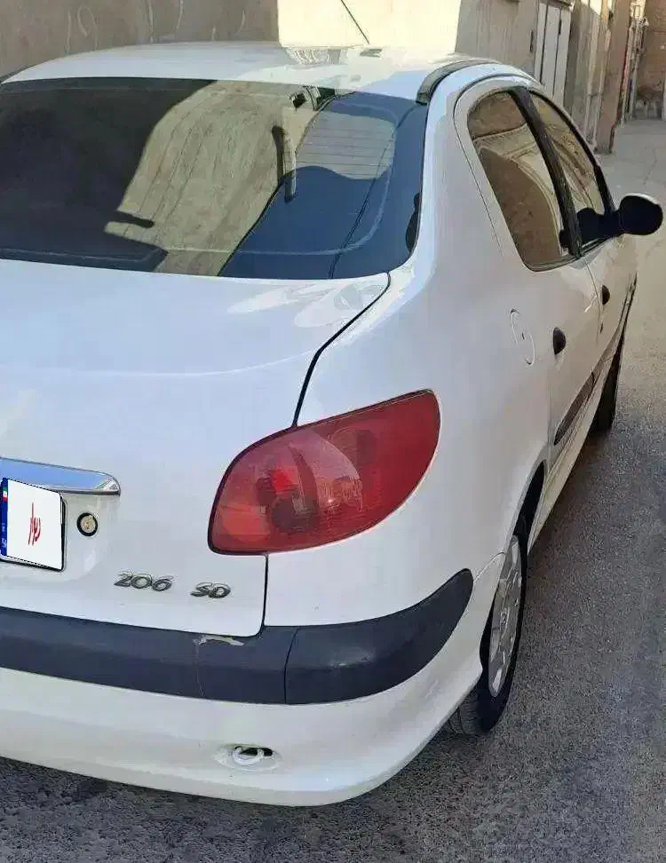 پژو ۲۰۶ صندوق دار v8 - 1390