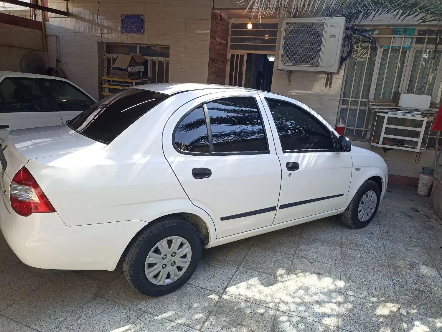 تیبا صندوق دار SX - 1396