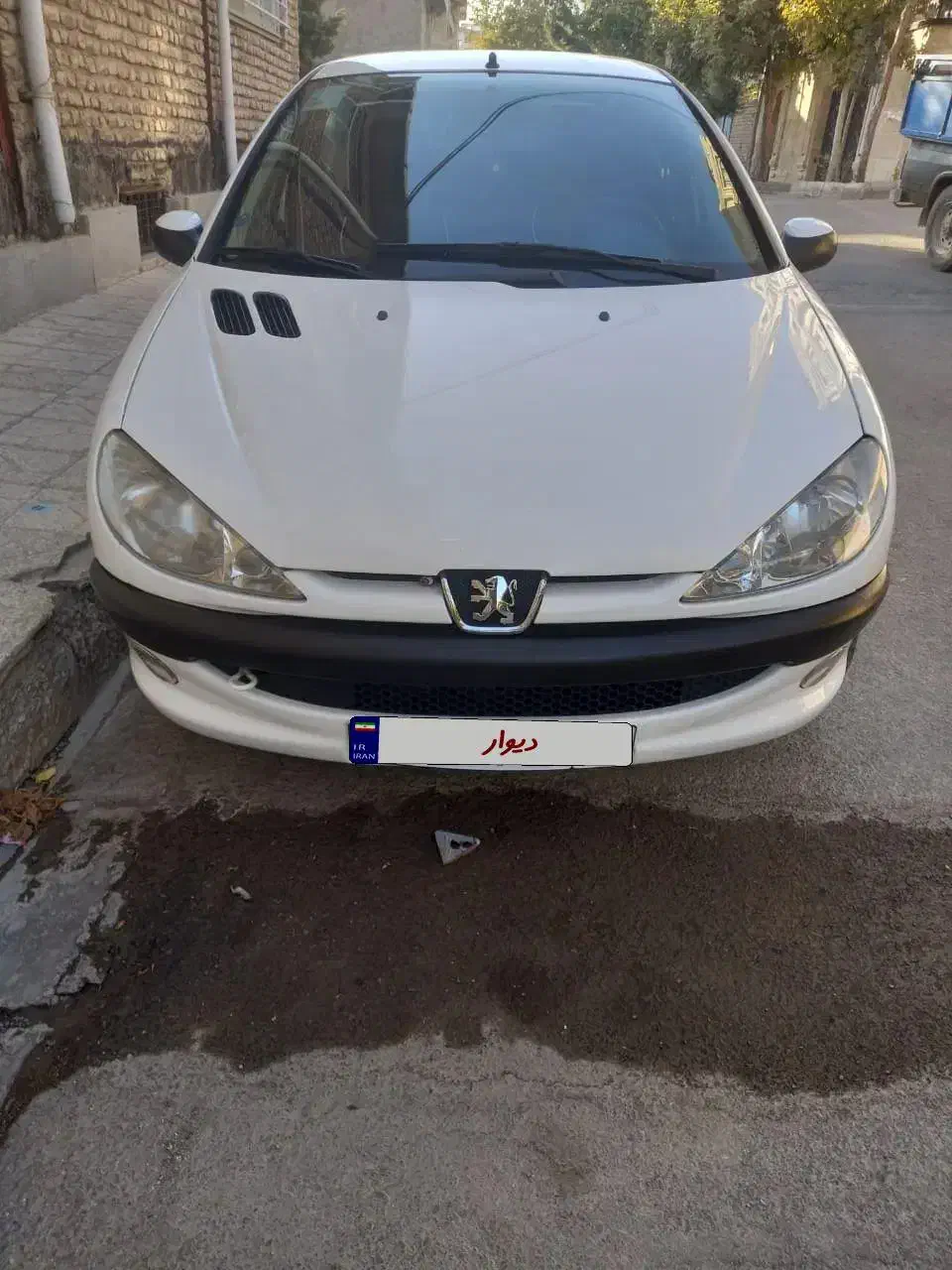 پژو ۲۰۶ صندوق دار v8 - 1399