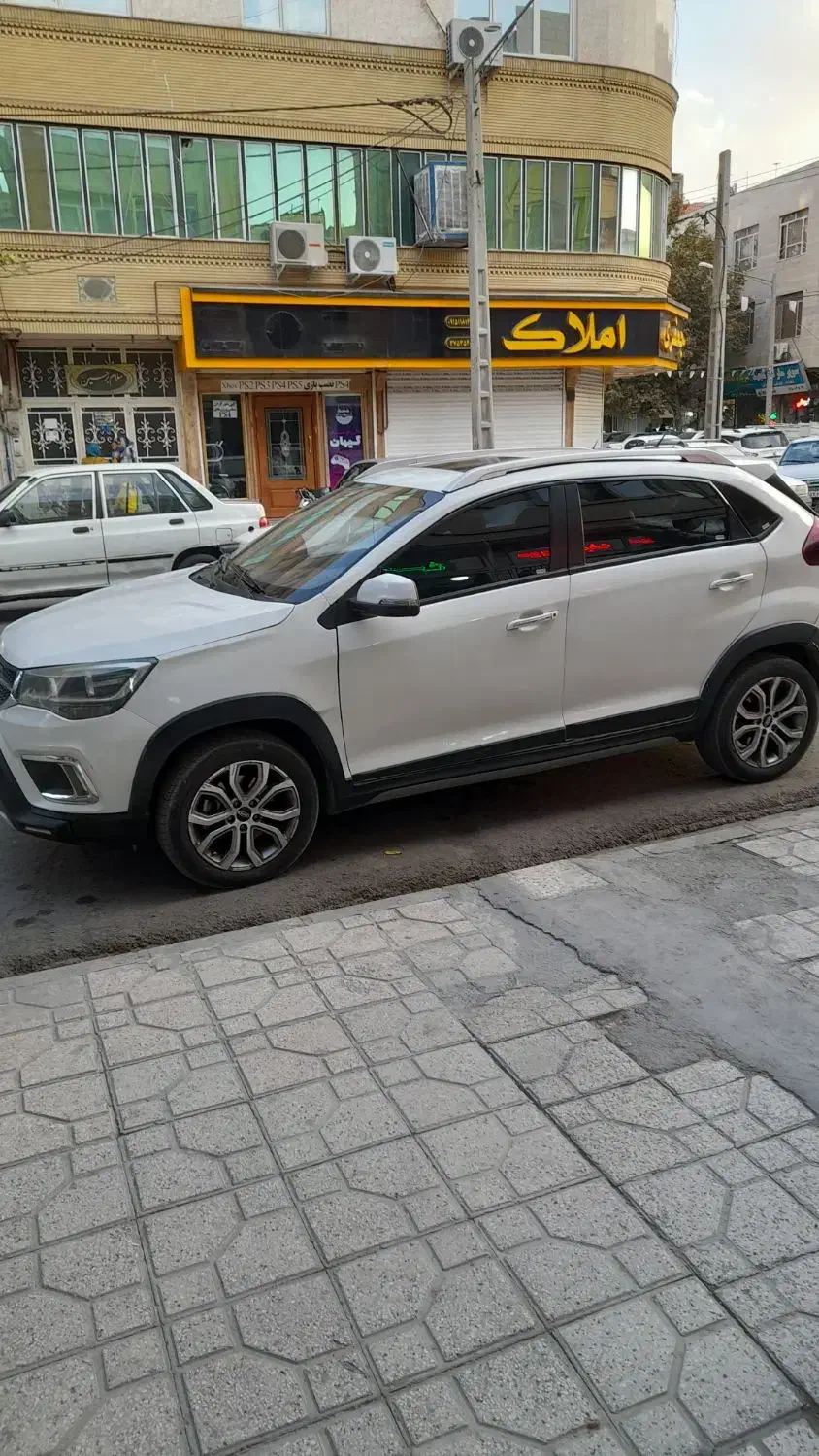 خودرو ام وی ام، X22 آگهی ann_20850356