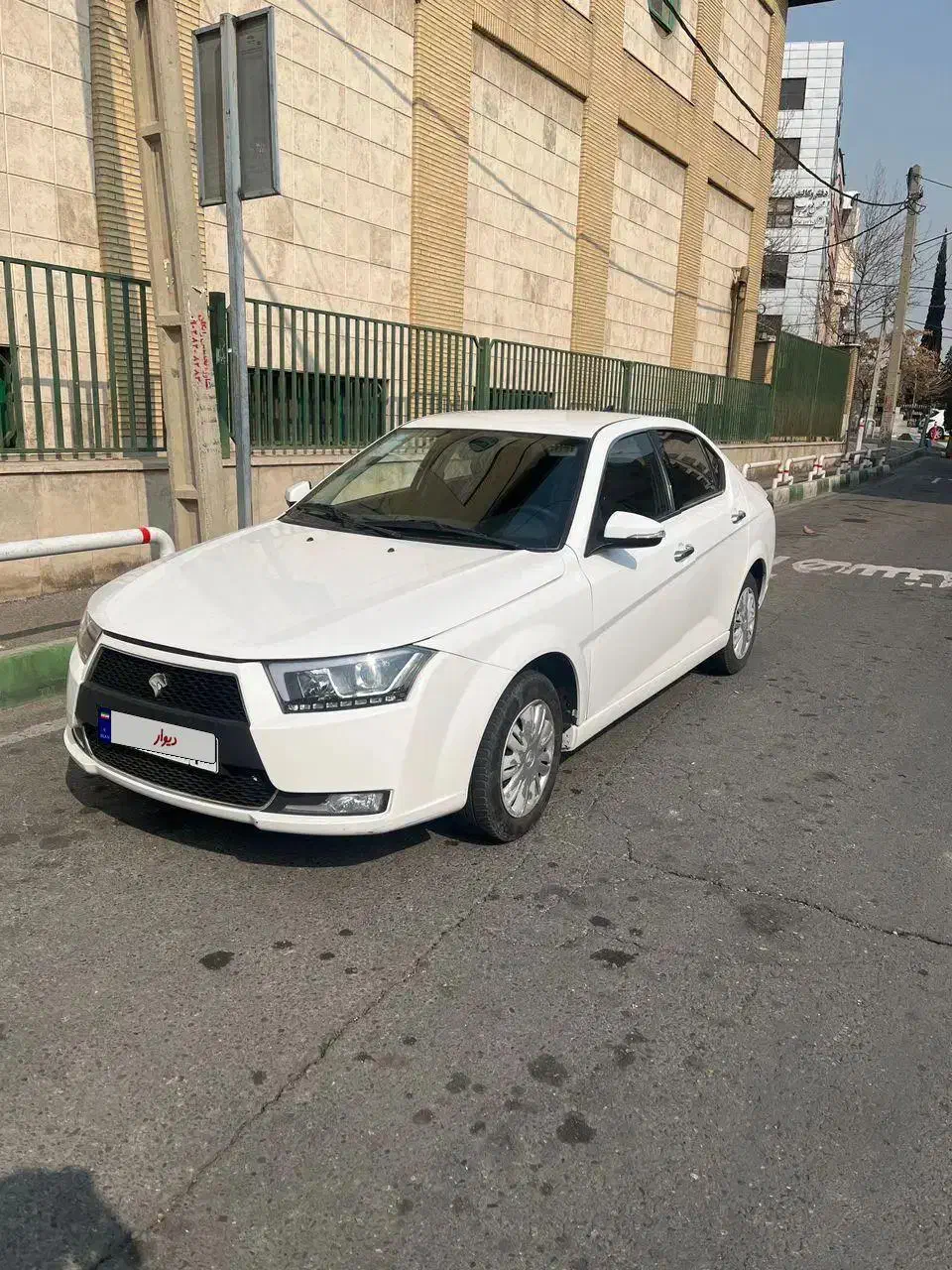 دنا پلاس تیپ ۲ سانروف ۴ ایربگ - 1401