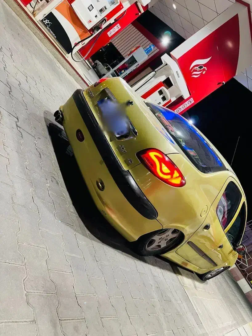 پژو ۲۰۶ صندوق دار v8 - 1386
