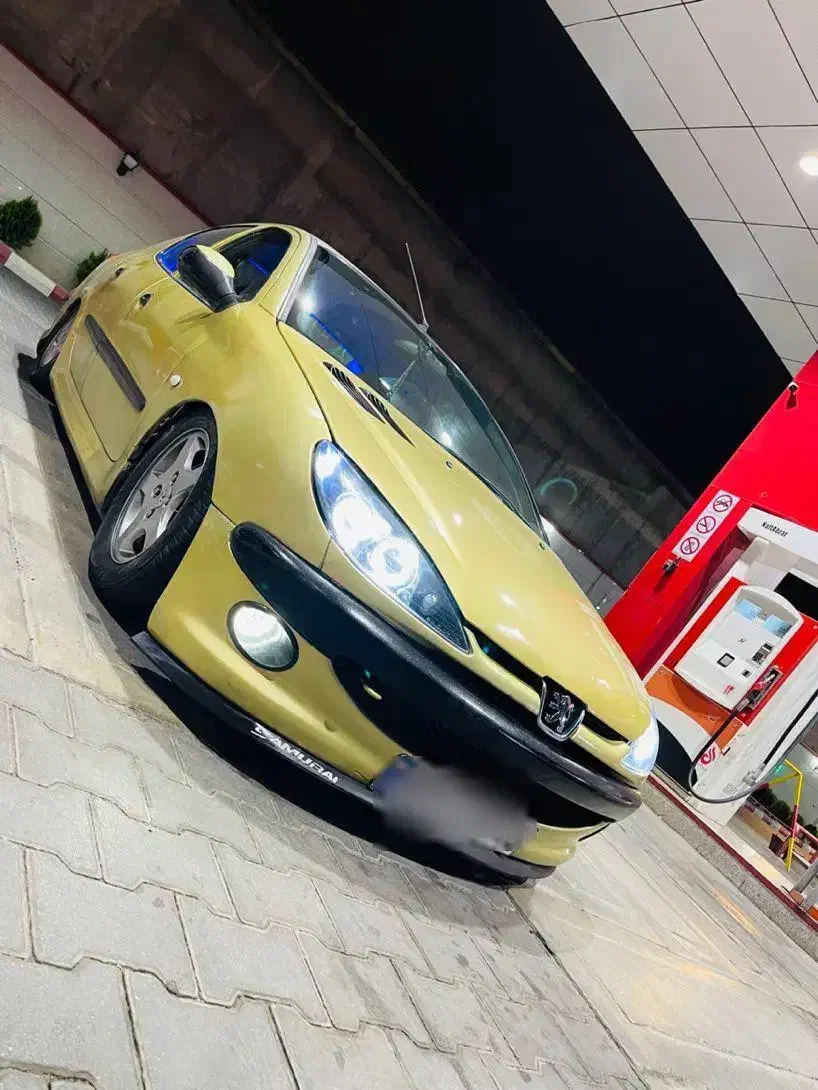 پژو ۲۰۶ صندوق دار v8 - 1386