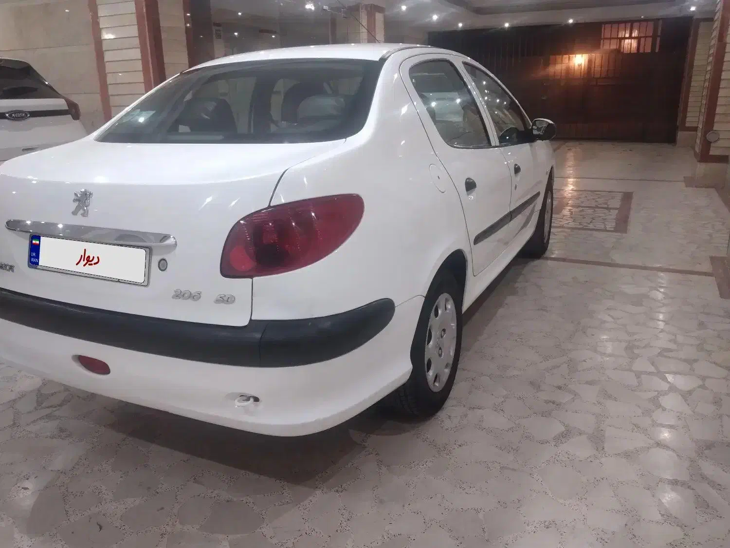 پژو ۲۰۶ صندوق دار v8 - 1399