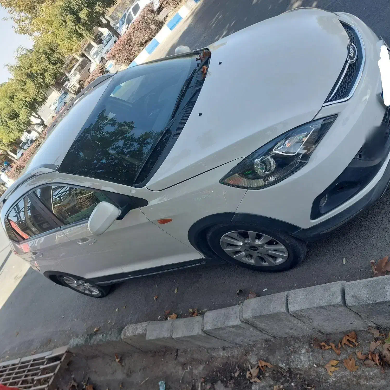 خودرو ام وی ام، 315 هاچ بک آگهی ann_20850738