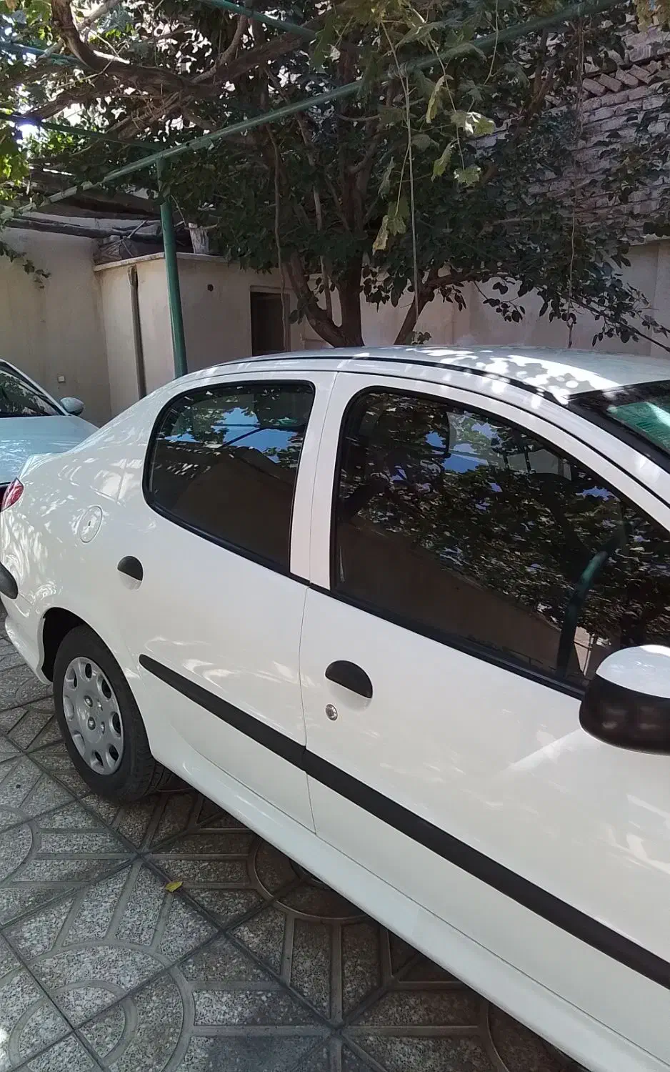پژو ۲۰۶ صندوق دار v8 - 1398
