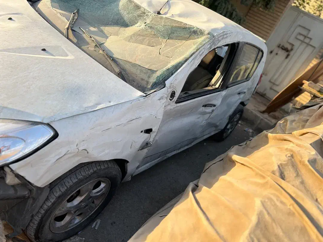 رنو ساندرو اتوماتیک - 1396