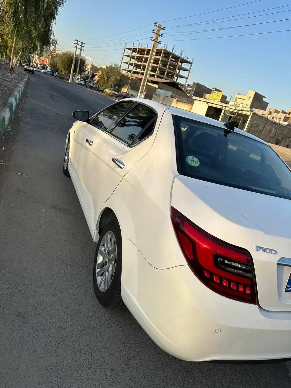 دنا پلاس تیپ ۲ سانروف ۴ ایربگ - 1399