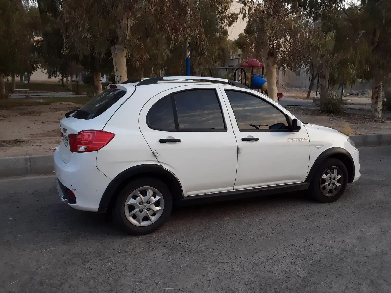 خودرو کوییک، معمولی آگهی ann_20851452
