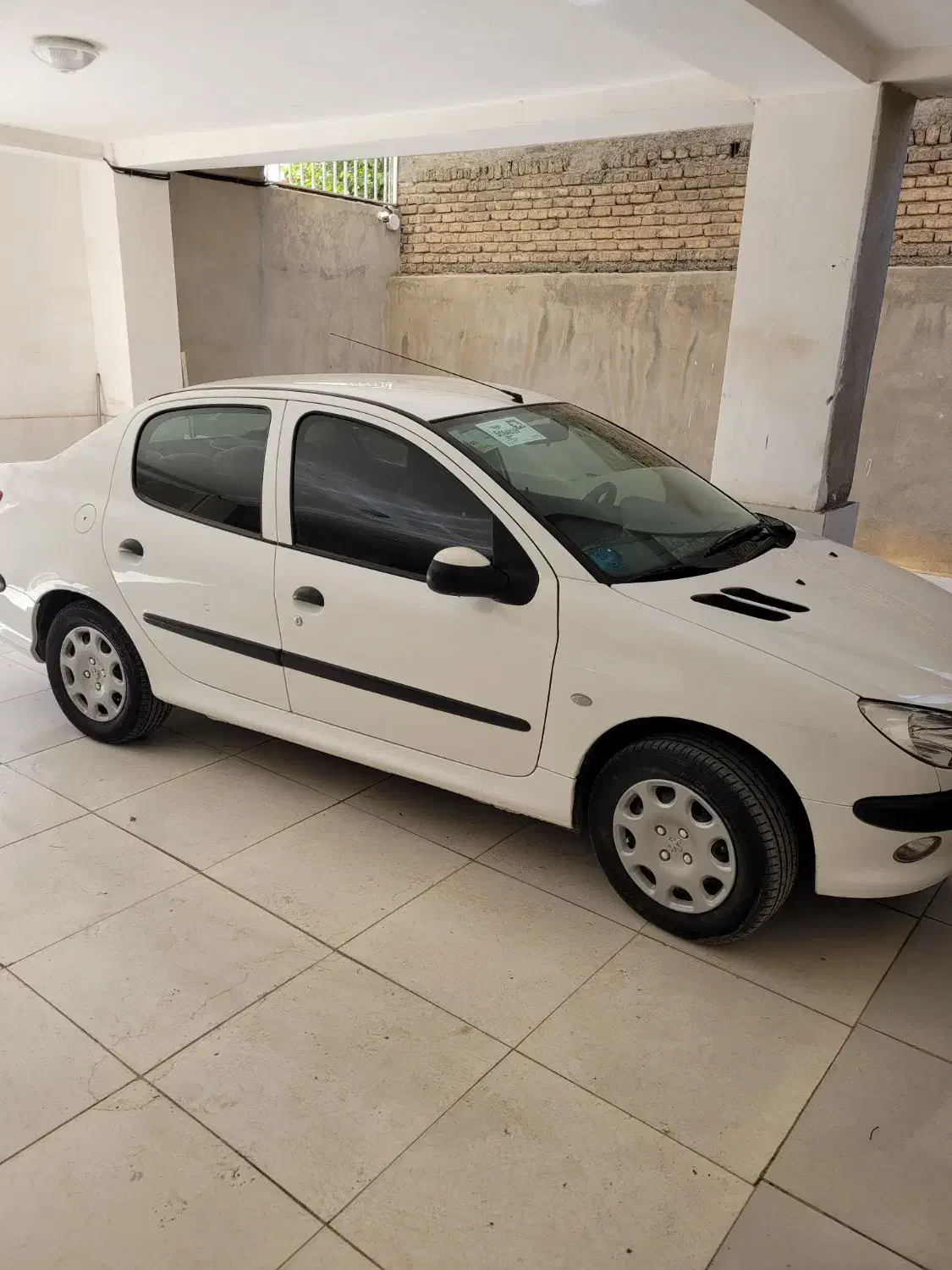پژو ۲۰۶ صندوق دار v8 - 1391