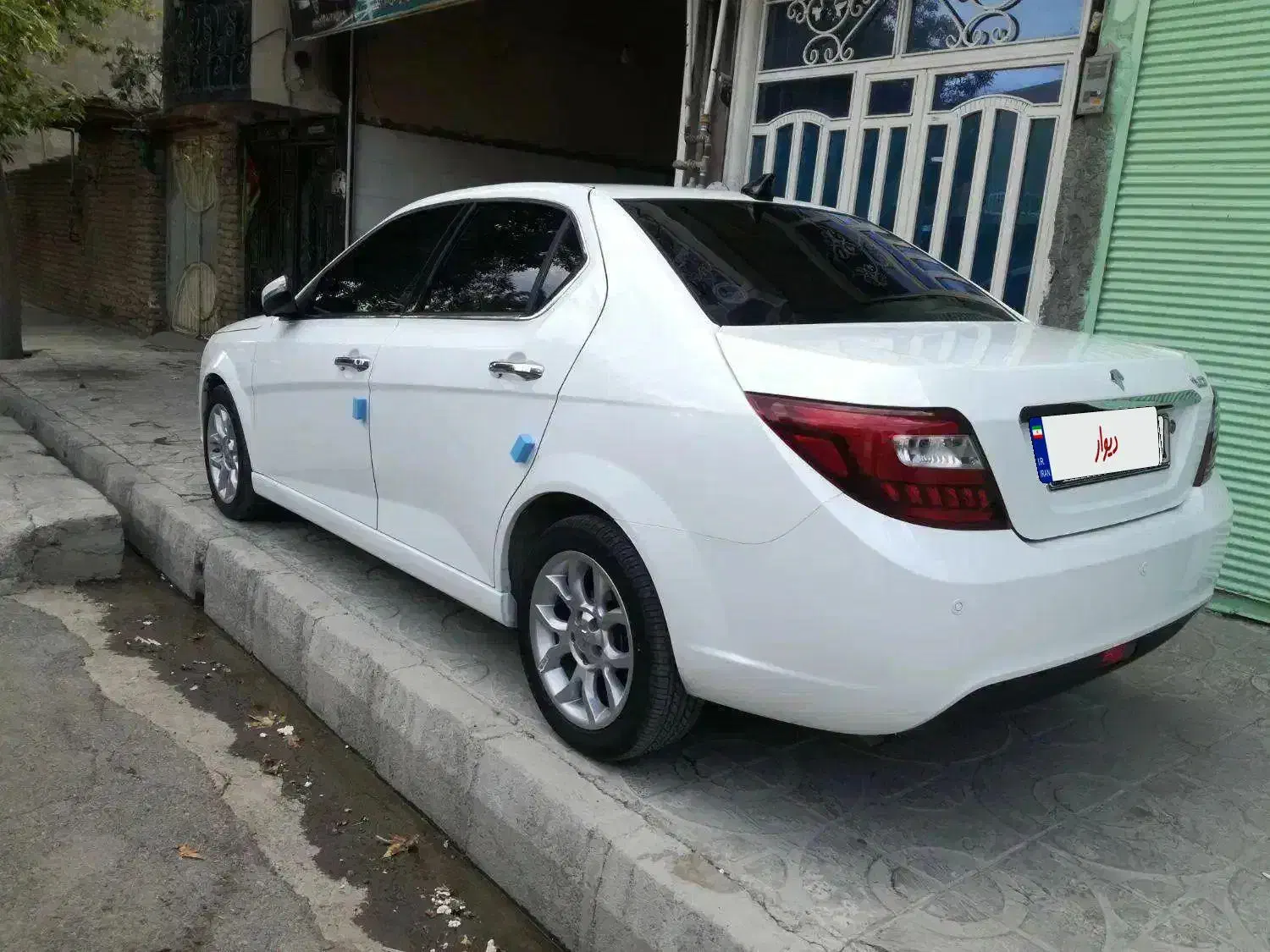 دنا پلاس توربو 6 دنده - 1403