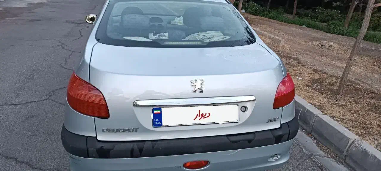 پژو ۲۰۶ صندوق دار v8 - 1385