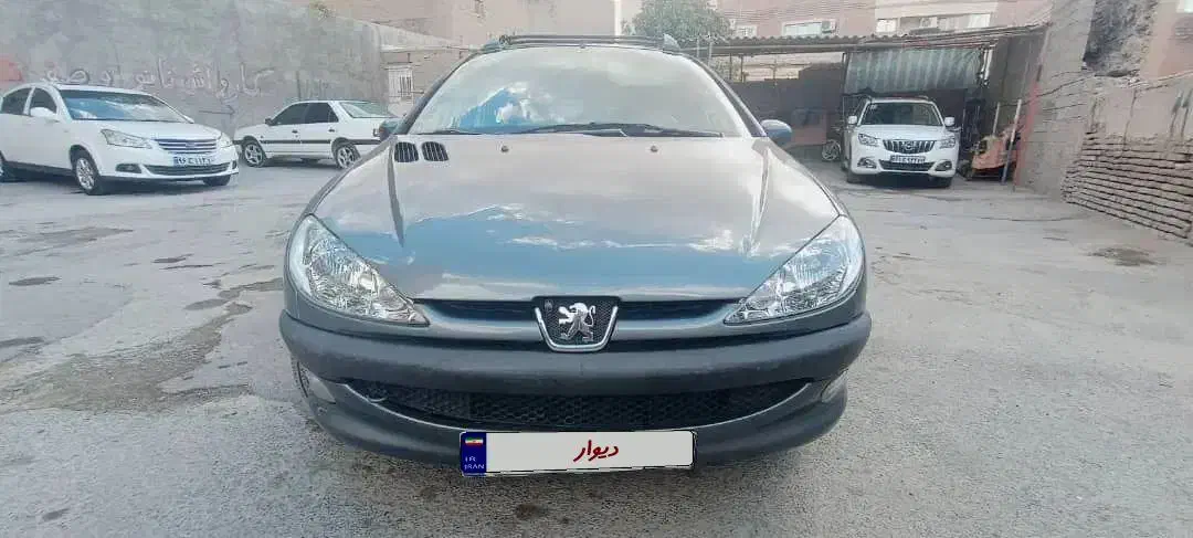 پژو ۲۰۶ صندوق دار v8 - 1392