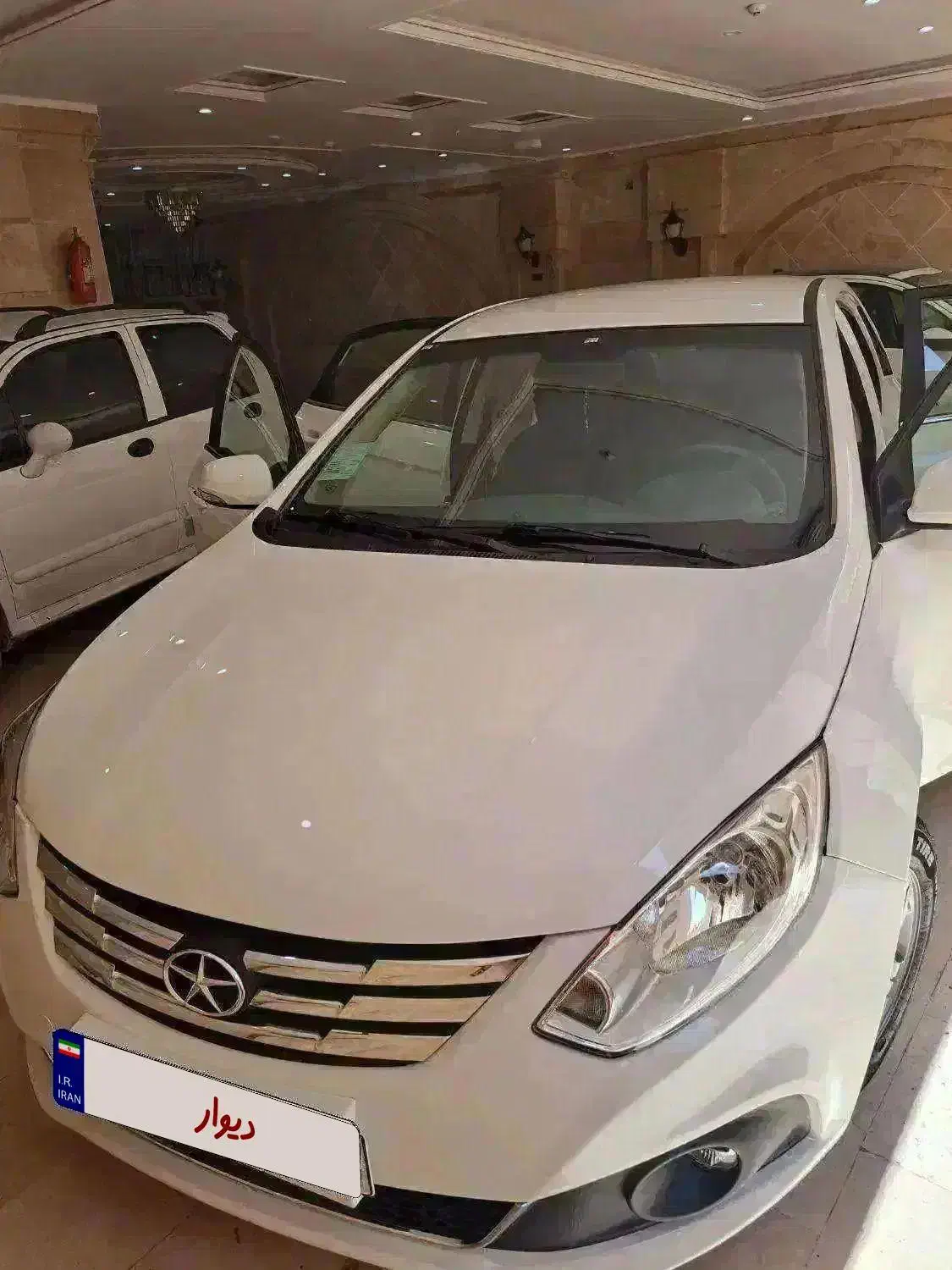 جک J4 اتوماتیک ساده - 1401