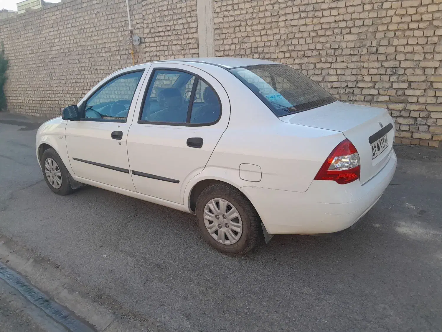 تیبا صندوق دار SX - 1400
