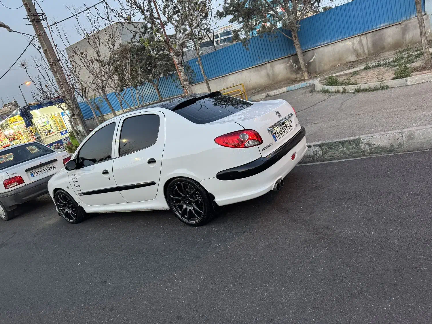 پژو ۲۰۶ صندوق دار v8 - 1394