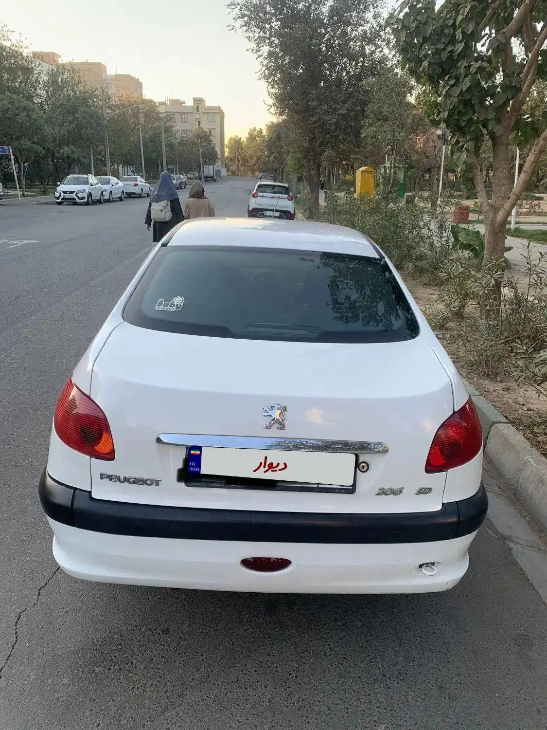 پژو ۲۰۶ صندوق دار v8 - 1395