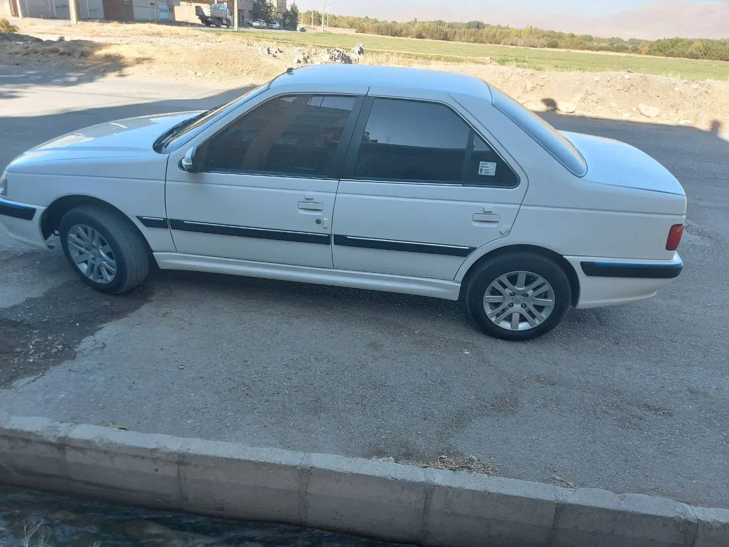 پژو پارس ELX-XU7P سفارشی - 1402