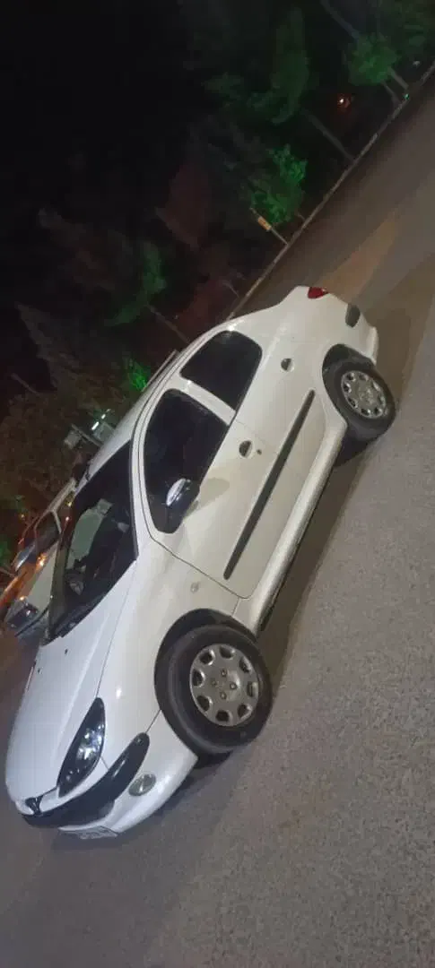 پژو ۲۰۶ صندوق دار v8 - 1388