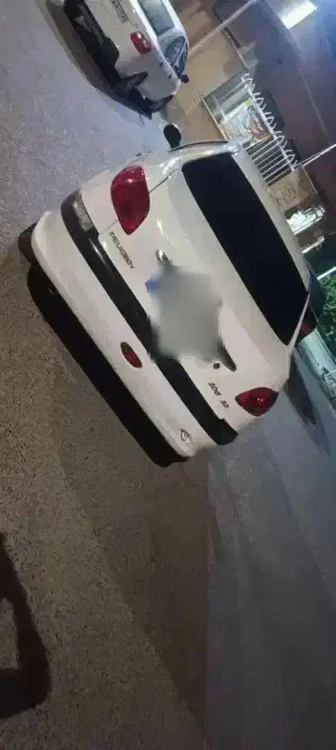 پژو ۲۰۶ صندوق دار v8 - 1388
