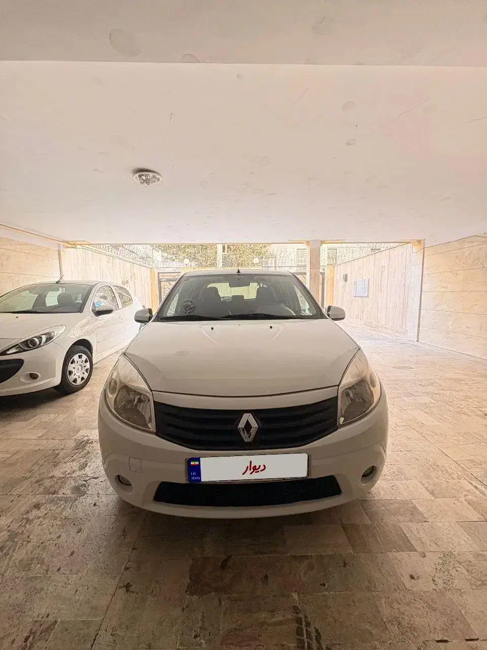 خودرو رنو، ساندرو آگهی ann_20853173