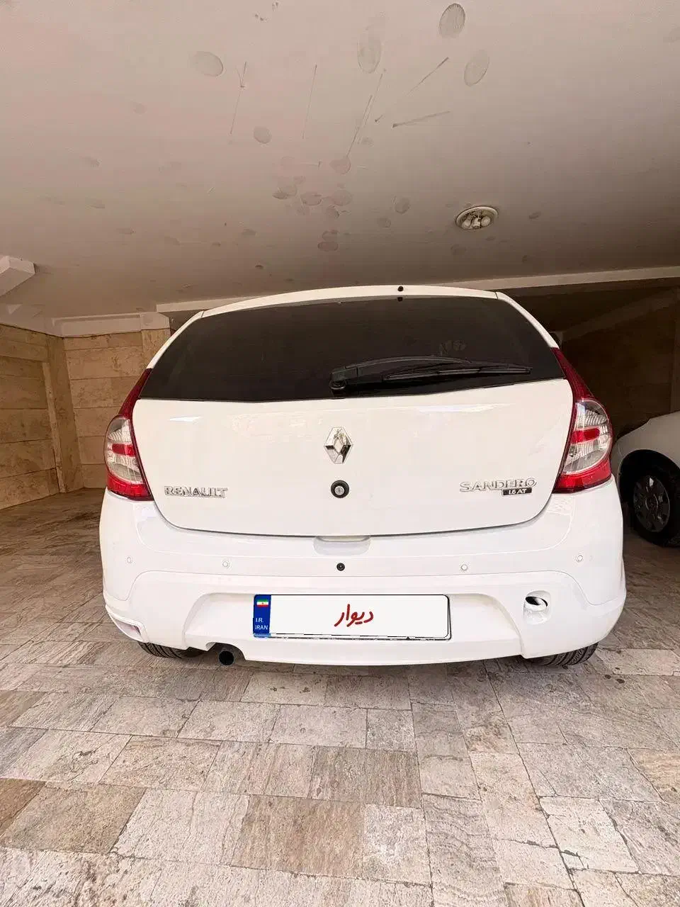 رنو ساندرو اتوماتیک - 1396