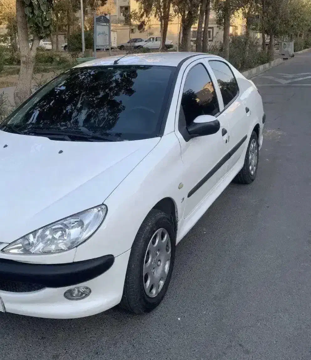 پژو ۲۰۶ صندوق دار v8 - 1393