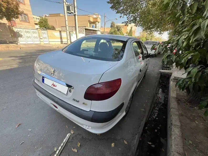 پژو ۲۰۶ صندوق دار v20 - 1387